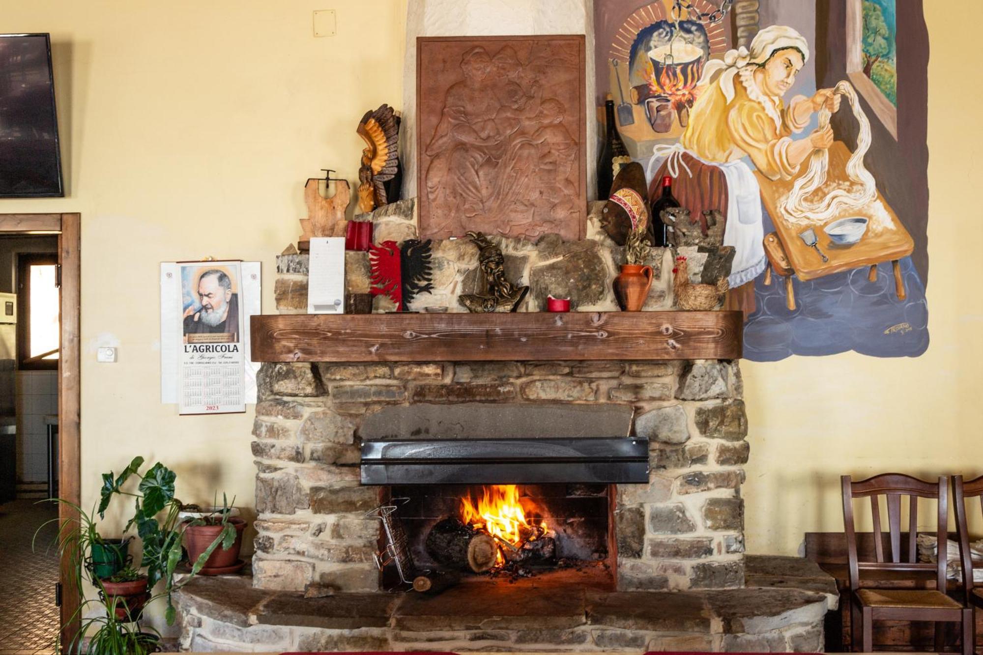 Agriturismo Pinelli Plataci 外观 照片