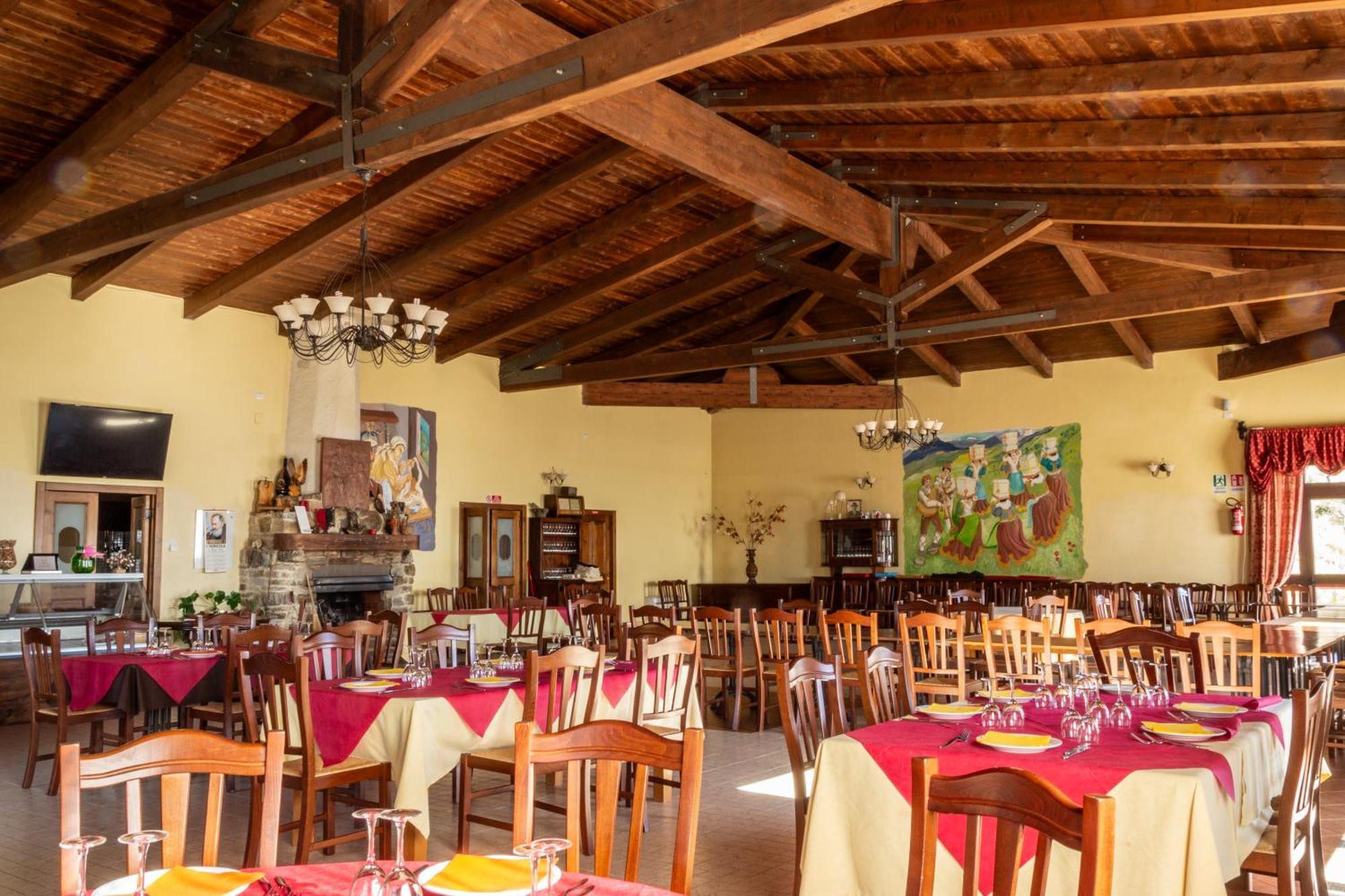 Agriturismo Pinelli Plataci 外观 照片