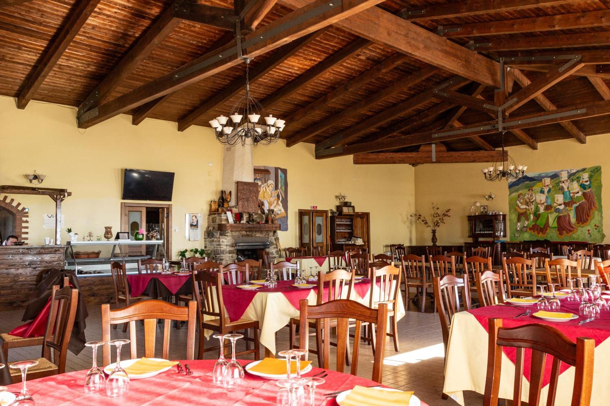 Agriturismo Pinelli Plataci 外观 照片